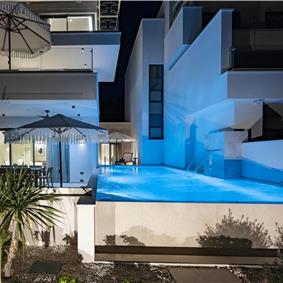 Selection of 5 bedroom seafront villas with heated pool on Ciovo near Trogir, sleeps 10